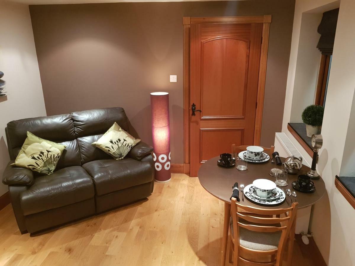 The Smiddy Suite Ellon Exterior photo
